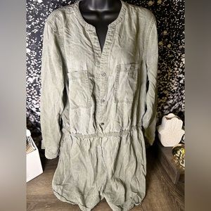Old Navy XL Green Romper